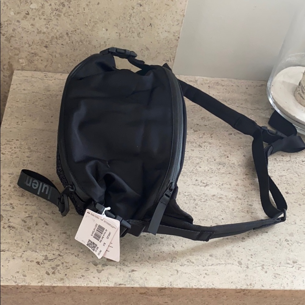 Lululemon All Hours Belt Bag - Picture 12 of 15